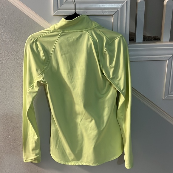 Under Armour colorgear Women's Neon Yellow Long Sleeve pullover - Picture 7 of 11
